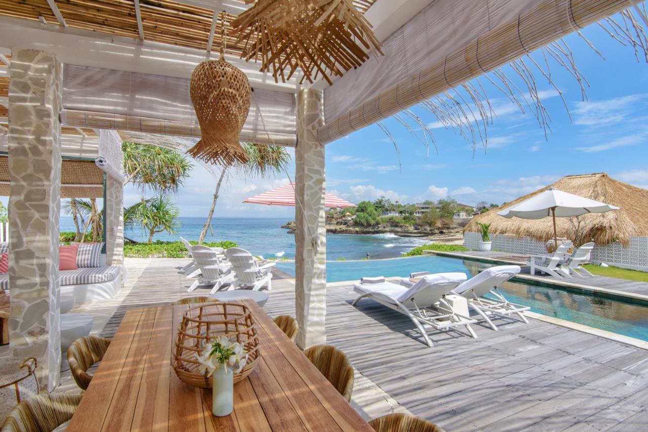 Driftwood Villas Lembongan Exterior photo